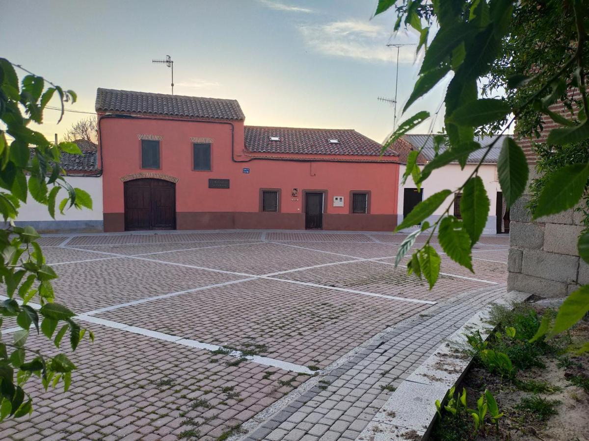 Casa Rural El Rincon De La Morana Fuente el Sauz Exterior photo